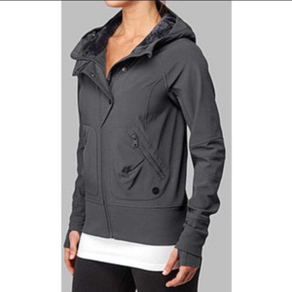 Lululemon Escapade Women's Gray Jacket